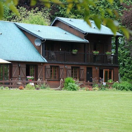 Spruce Lake Sauviat-sur-Vige Zewnętrze zdjęcie